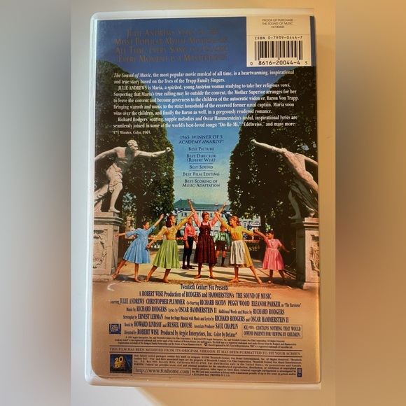 The Sound Of Music [VHS 1996 Clamshell) 1965 Film Julie Andrews Musical - Picture 3 of 5